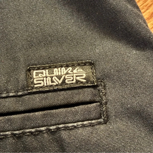 Quicksilver men’s black‎ khaki  chino flat front beach shorts in size 32 - Picture 3 of 11